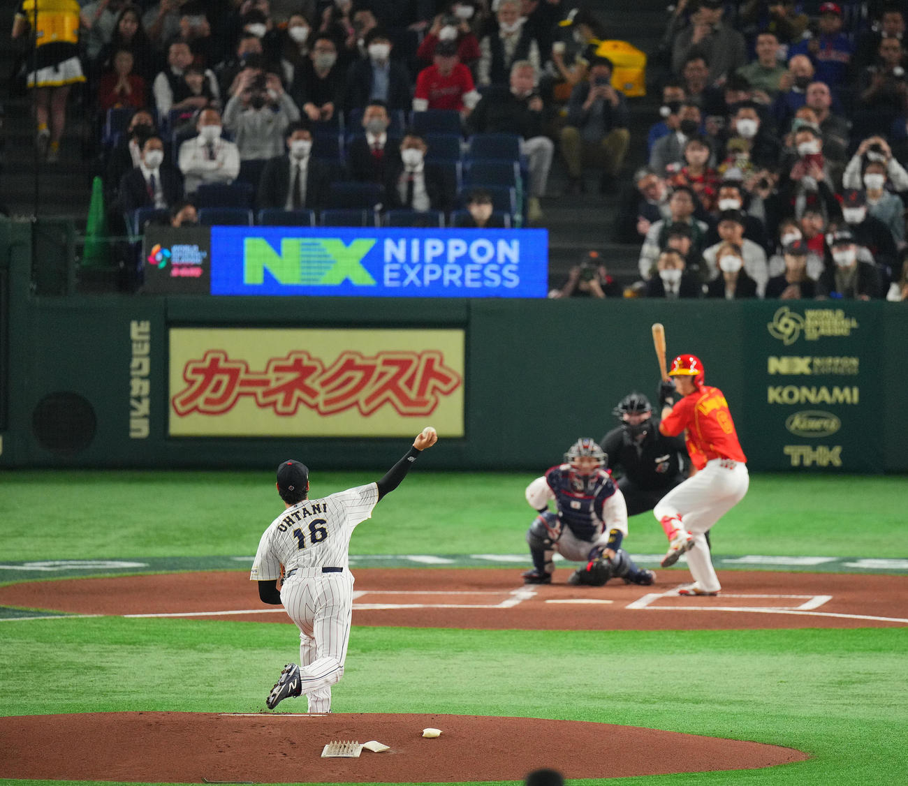 日本対中国　初球を投じる日本先発の大谷（撮影・垰建太）