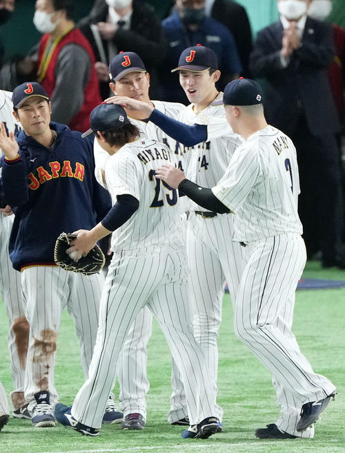 WBC】チェコ戦の勝利投手は佐々木朗希、セーブは佐々木上回る5回投げ