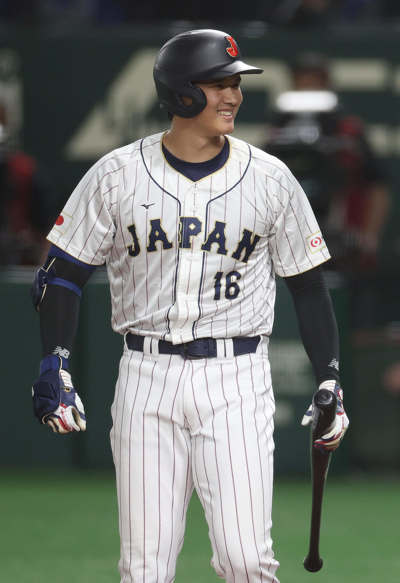 笑顔で打席に入る大谷翔平（2023年3月10日撮影）