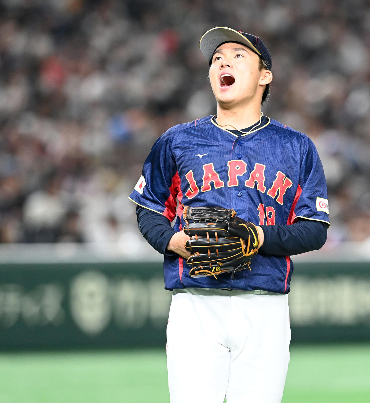 日本対オーストラリア　2回を無失点に抑え雄たけびを上げる山本（撮影・たえ見朱実）