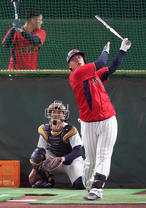 WBC】大谷翔平は岡本和真に夢中!？「いろいろ声をかけて下さる」取材中