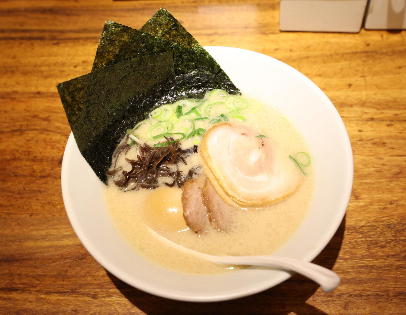 一風堂のラーメン（撮影・前田充）