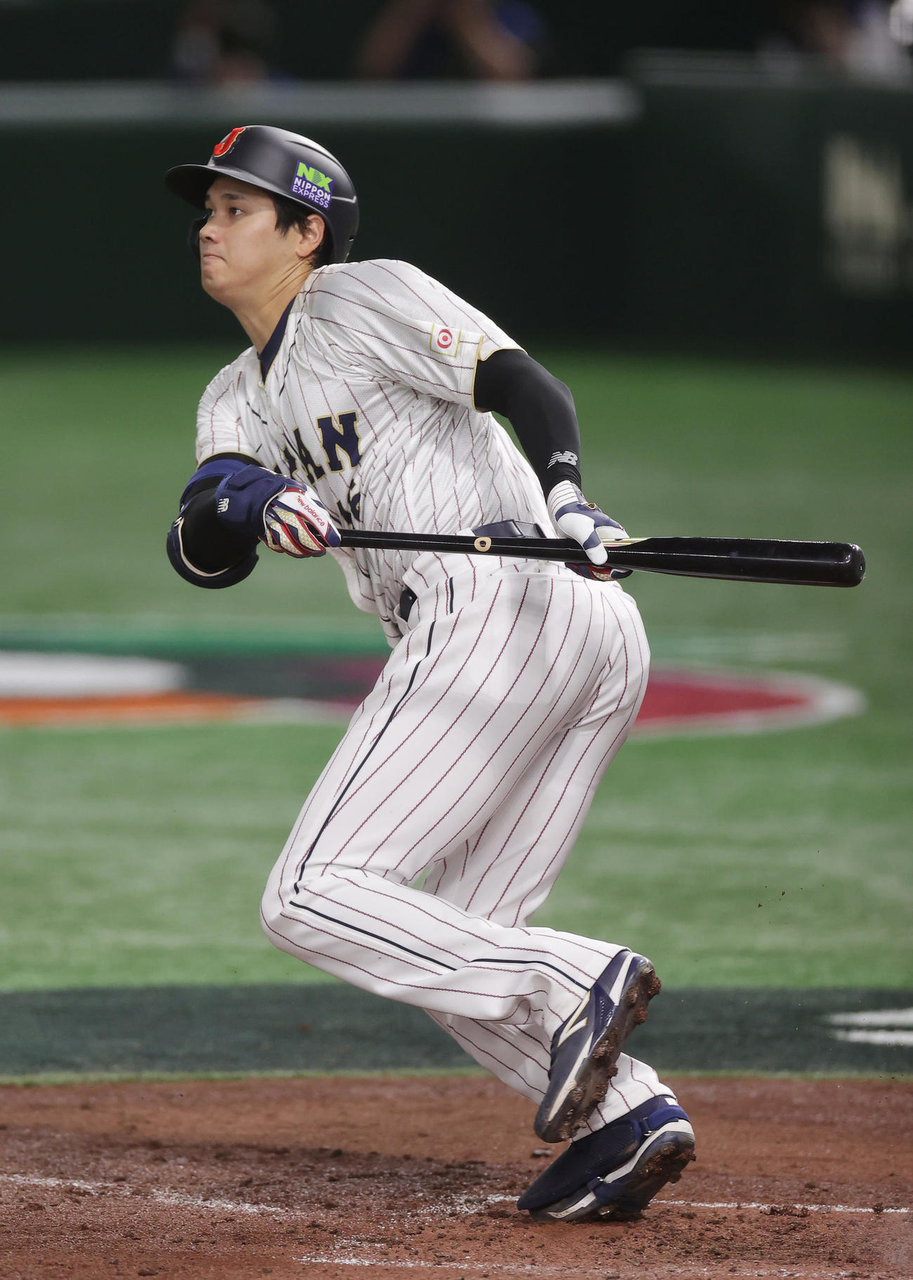 日本対イタリア　3回裏日本1死一塁、バントヒットを決める大谷（撮影・前田充）