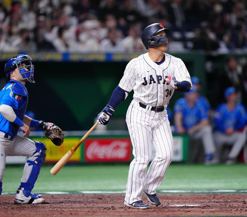 WBC】吉田正尚と岡本和真のディズニー友アベック弾 ミッキー耳つけた