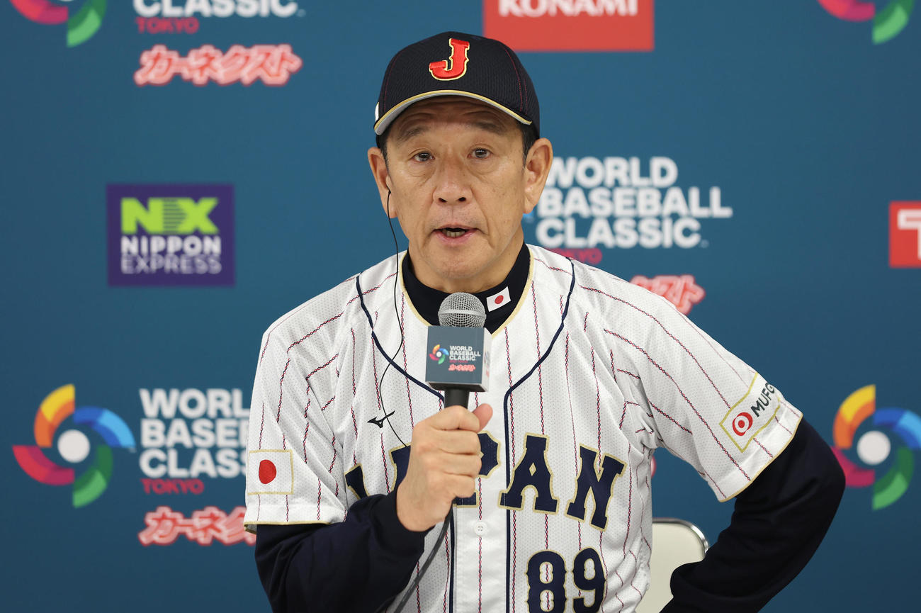 日本対イタリア　試合後、会見に臨む栗山監督（撮影・前田充）