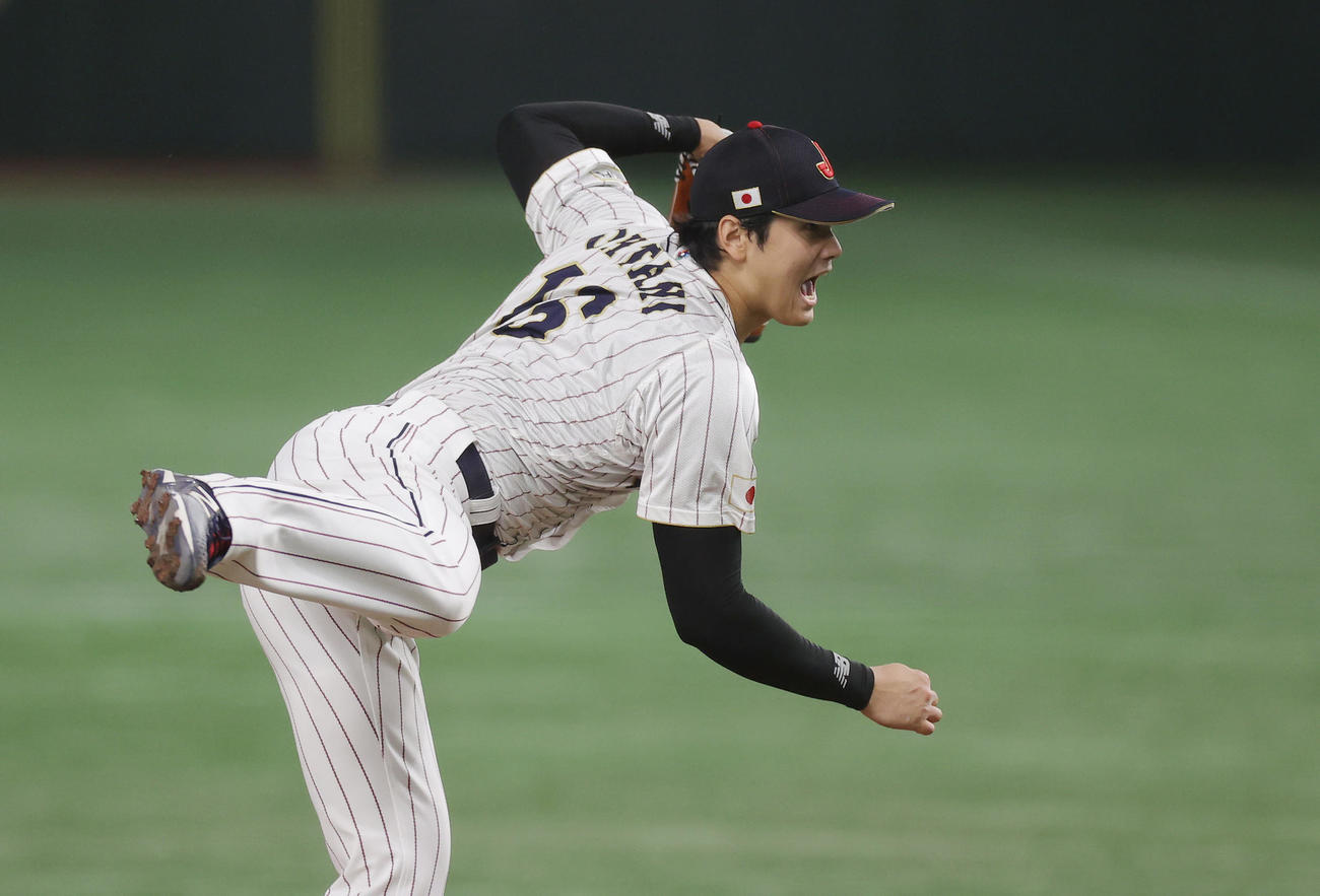 日本対イタリア　力投する大谷翔平（2023年3月16日撮影・前田充）