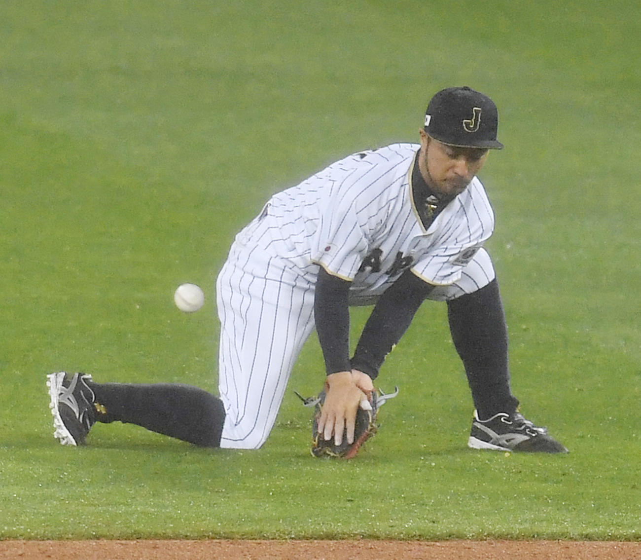 2017年3月、WBC準決勝日本対米国　4回表米国1死、イエリチの打球をはじき、失策する菊池