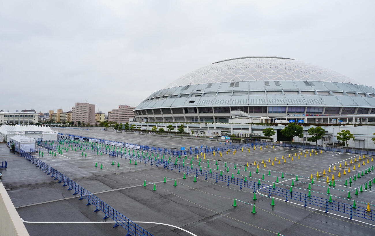 侍ジャパンの壮行試合が行われるバンテリンドームの隣接スペースにできたグッズショップ（撮影・垰建太）