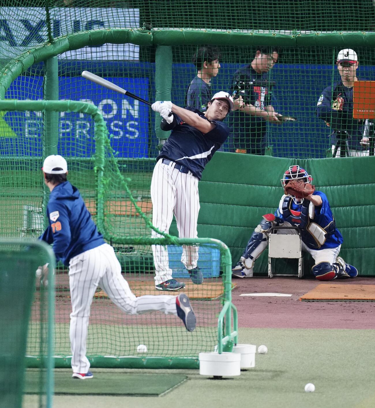 日本対中日　フリー打撃に臨む大谷（撮影・垰建太）
