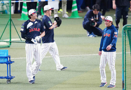 WBC】侍ジャパン亀井善行コーチが“メジャー侍トリオ”打撃投手 3選手