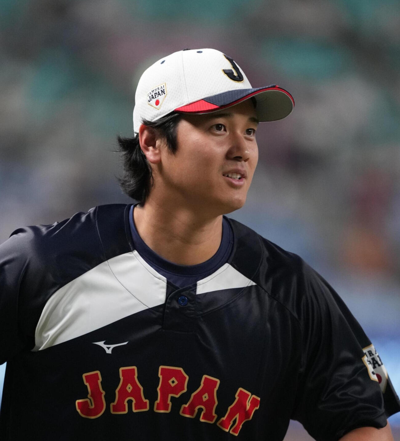 日本対中日　グラウンド入りした大谷（撮影・井上学）