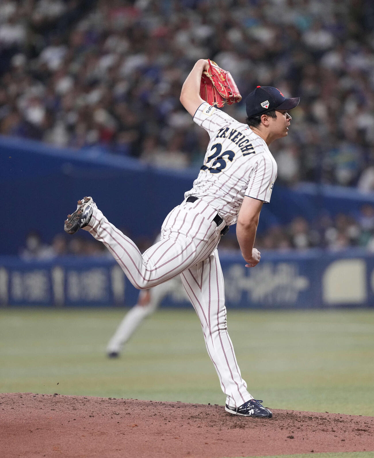 日本対中日　日本2番手の種市（撮影・井上学）