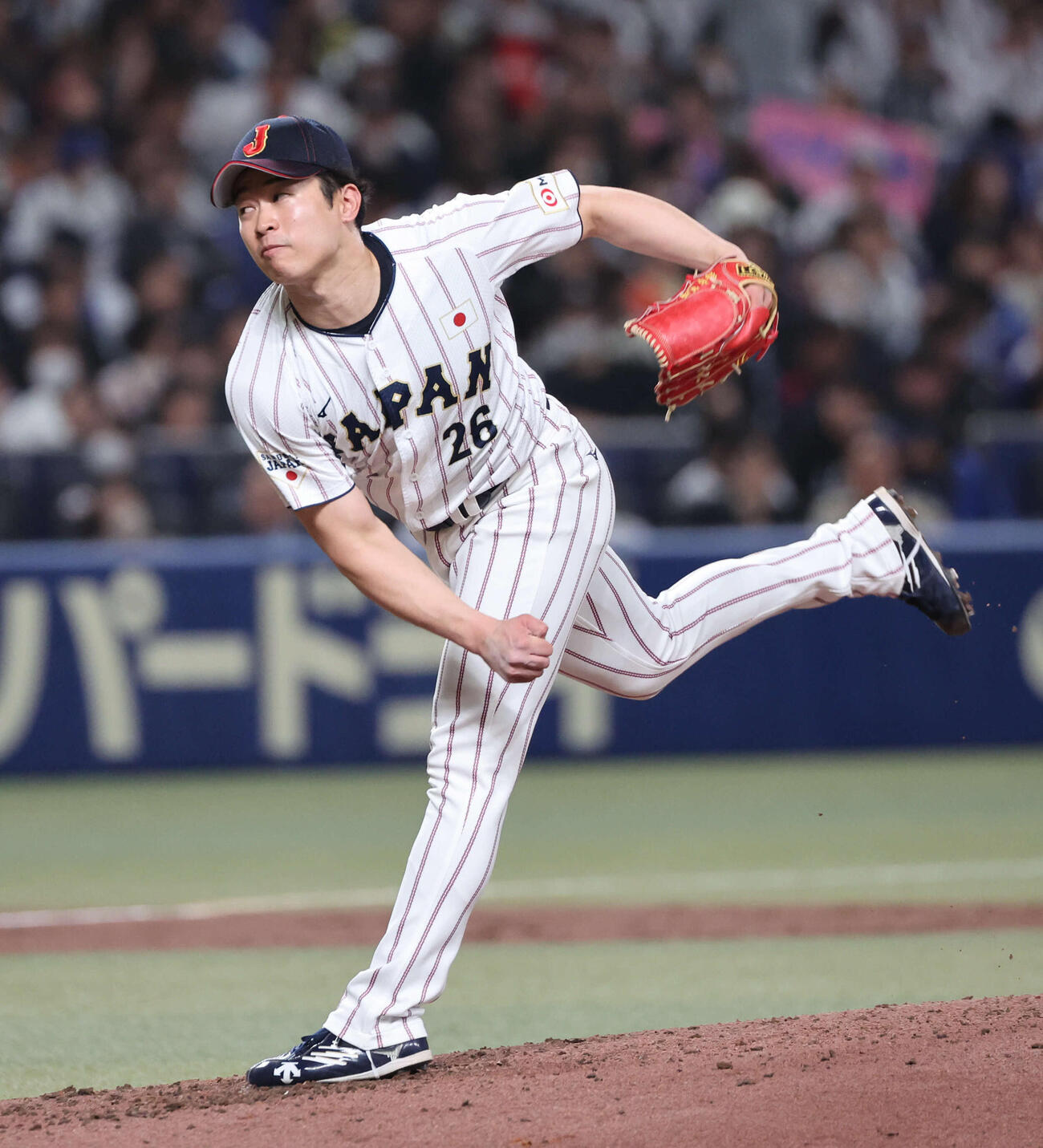 日本対中日　侍ジャパン2番手の種市（撮影・西尾就之）
