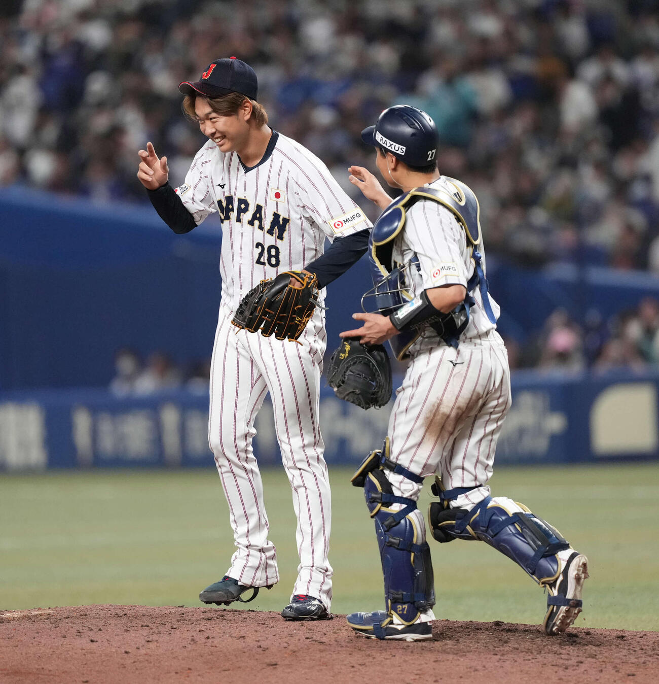 日本対中日　9回、最後を締めた高橋（撮影・井上学）