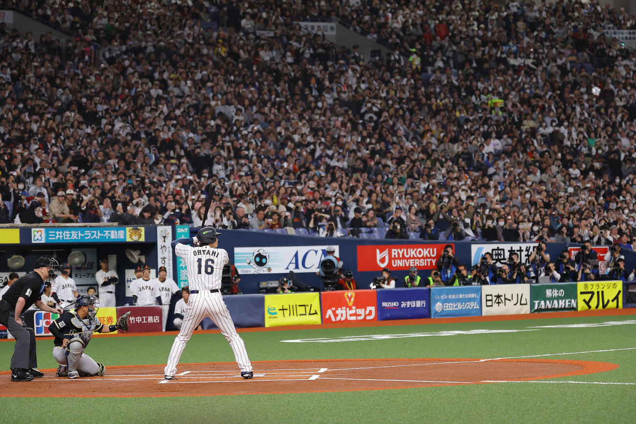 オリックス対日本　1回表日本1死、打席に立つ大谷（撮影・上田博志）