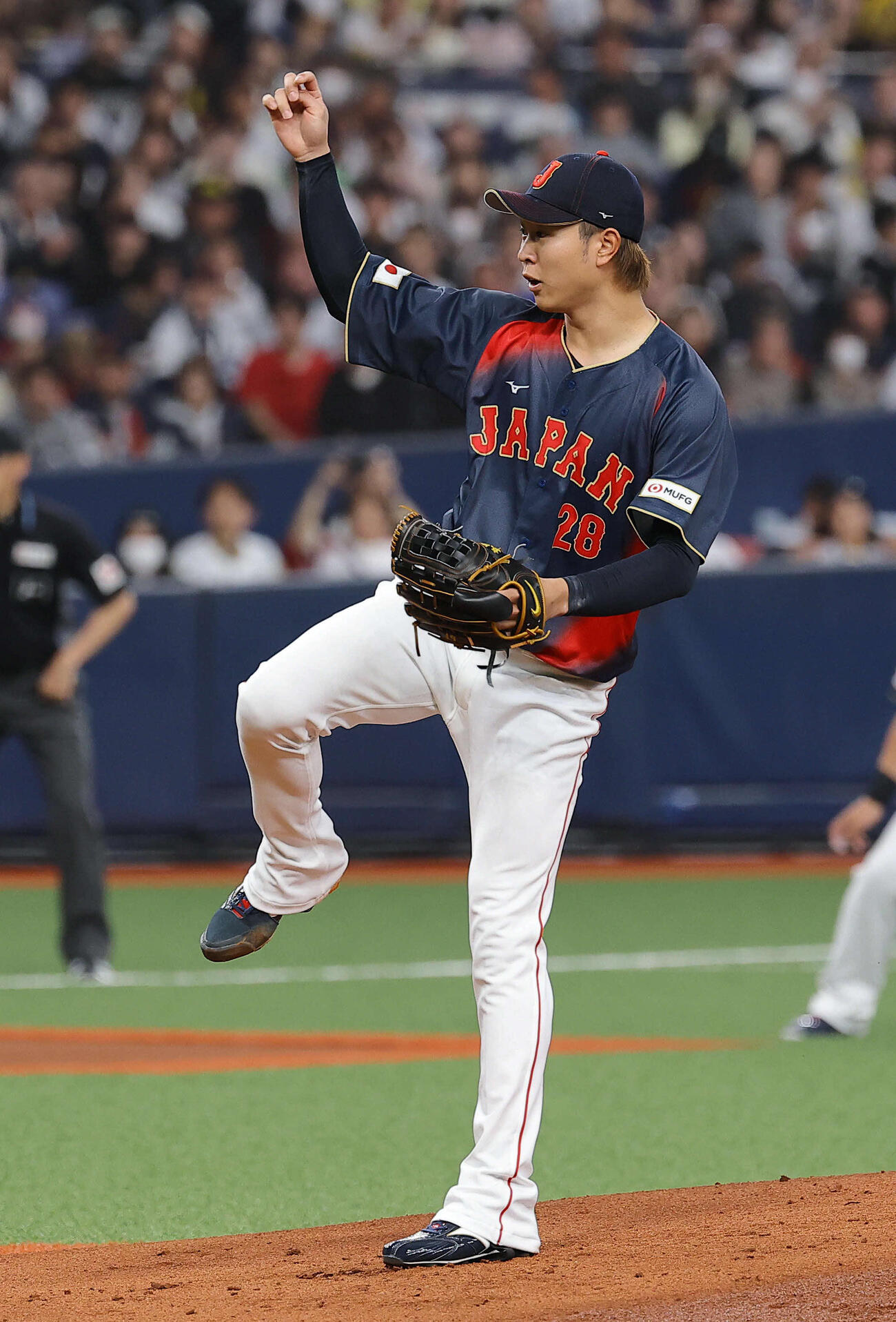 阪神対日本　日本先発の高橋（撮影・上田博志）