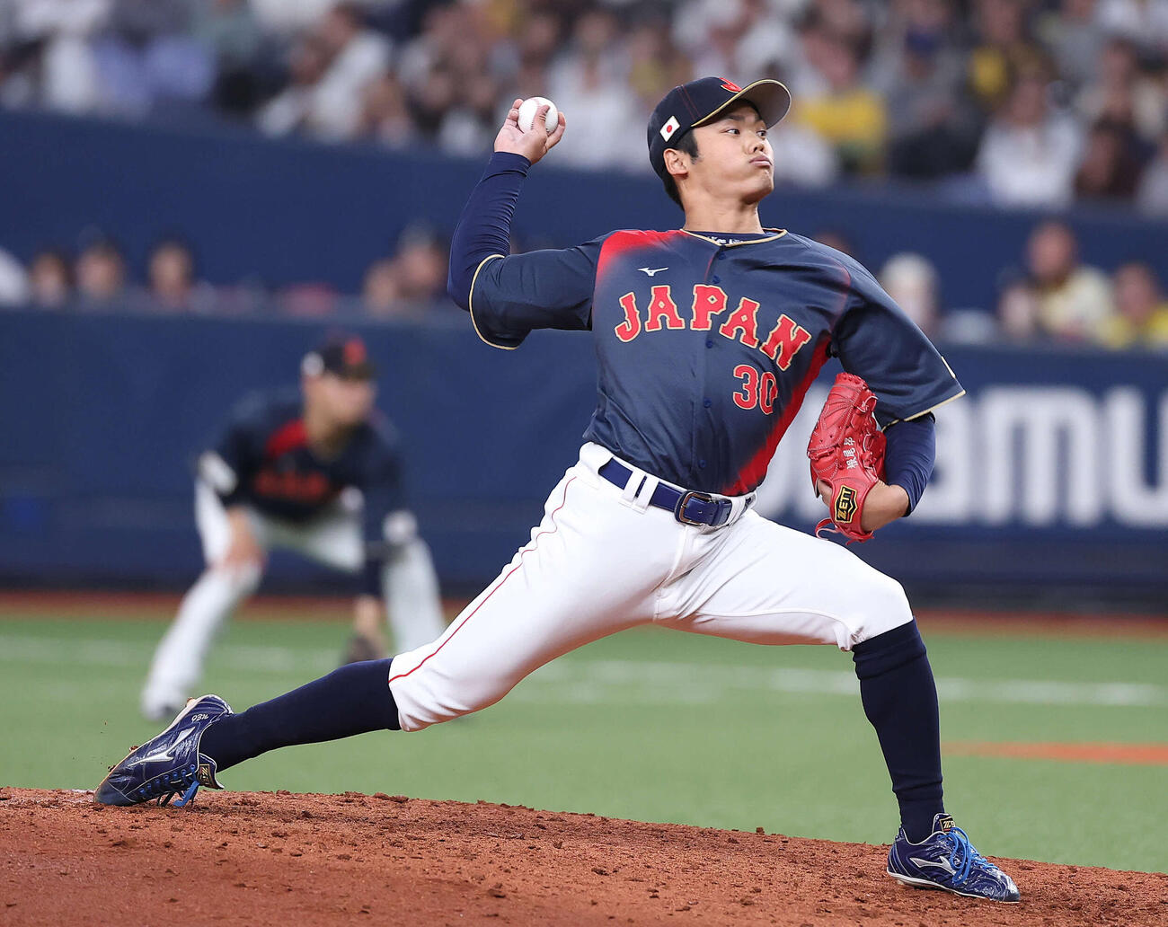 侍ジャパン強化試合　阪神対日本　9回裏、6番手で登板する根尾（2026年3月3日撮影）