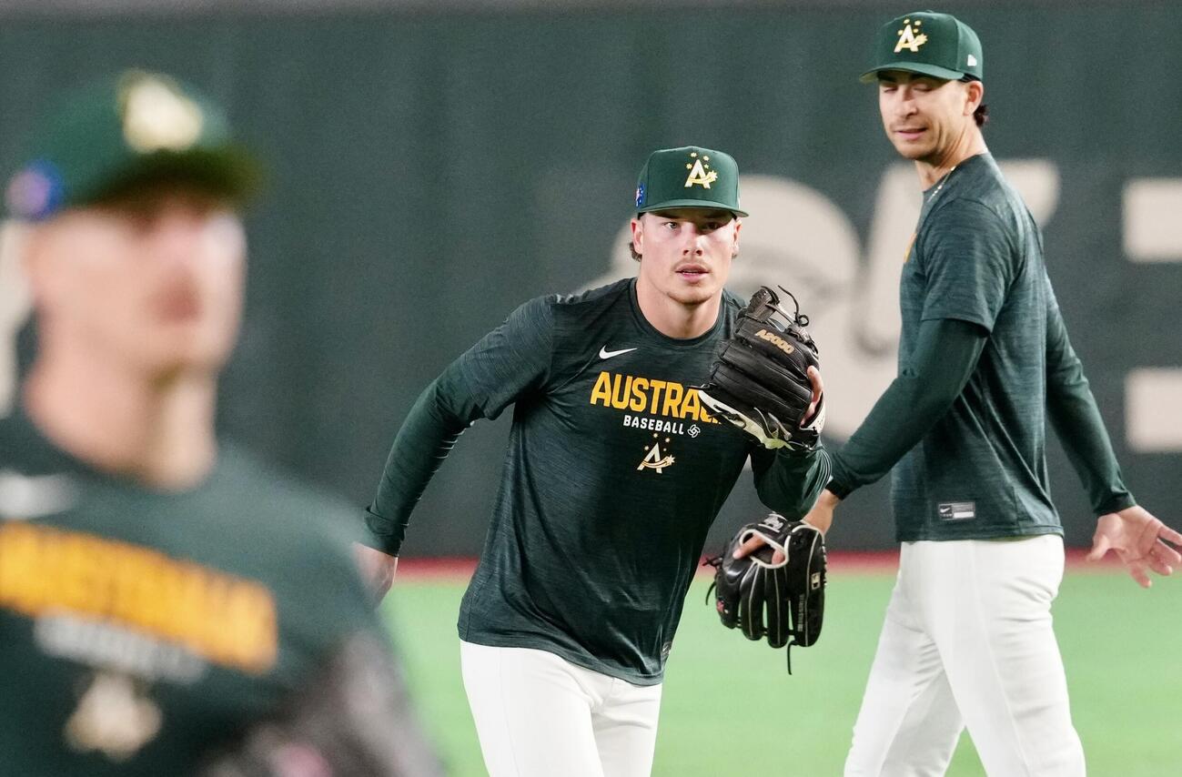 WBC公式練習を行うオーストラリア代表のバザナ（中央）（撮影・江口和貴）