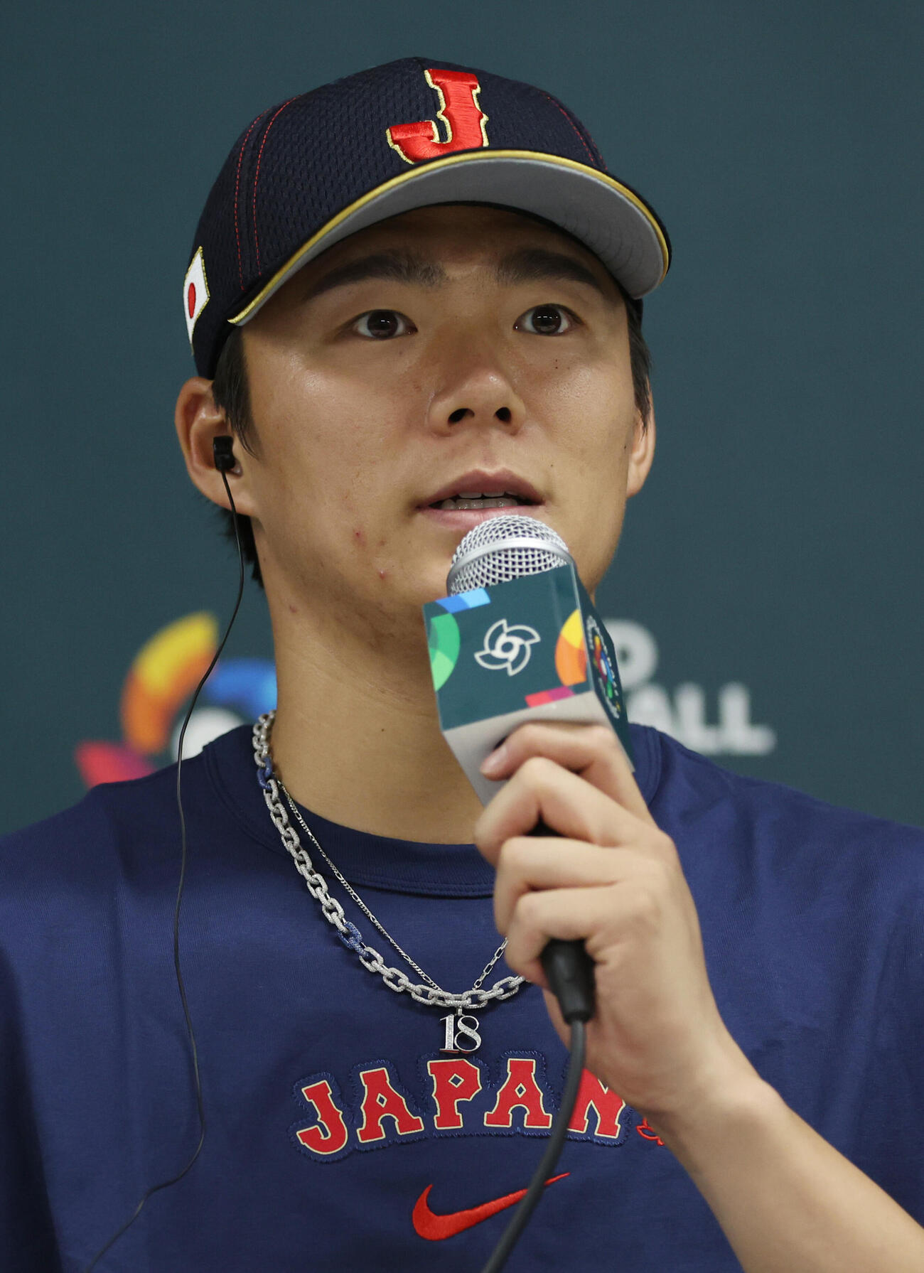 WBC記者会見に臨む日本代表の山本（読売新聞社提供）
