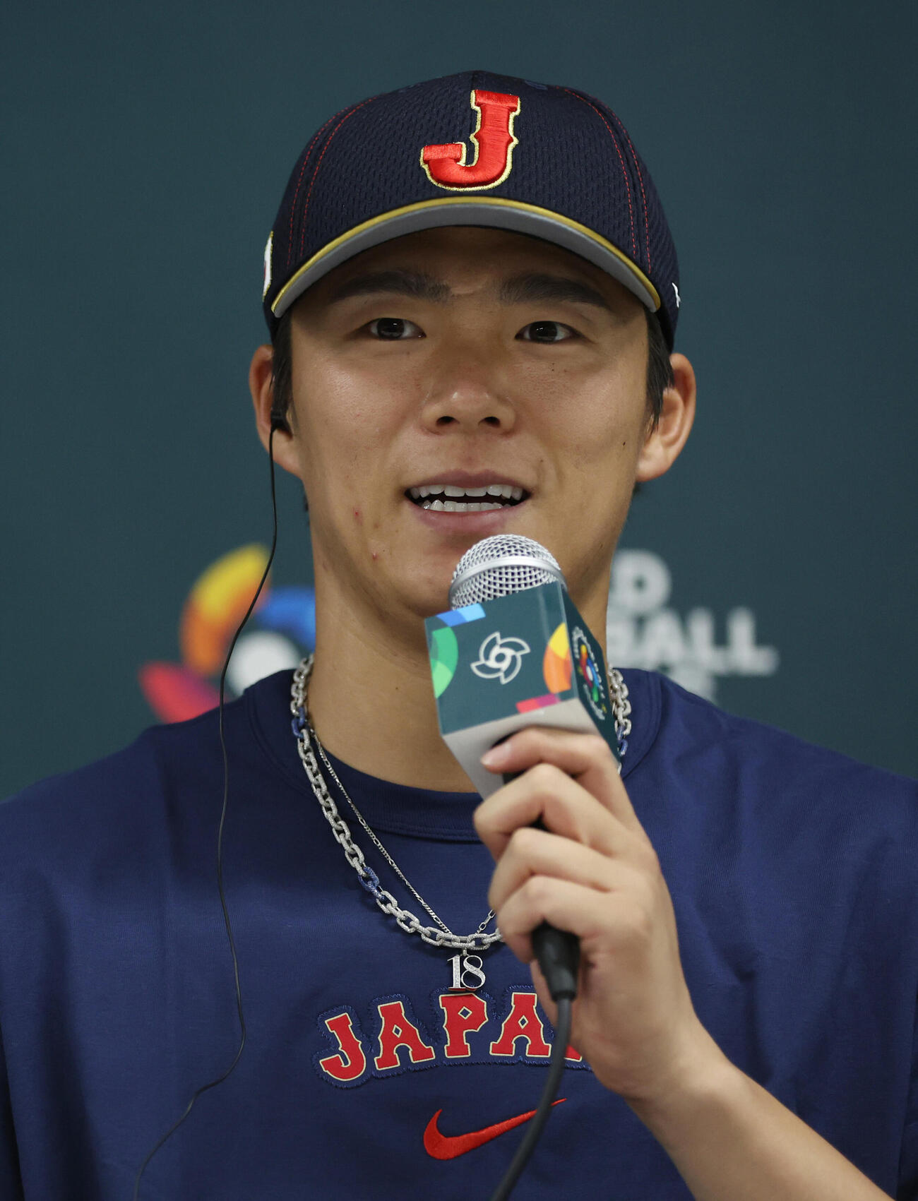 WBC記者会見に臨む日本代表の山本（読売新聞社提供）