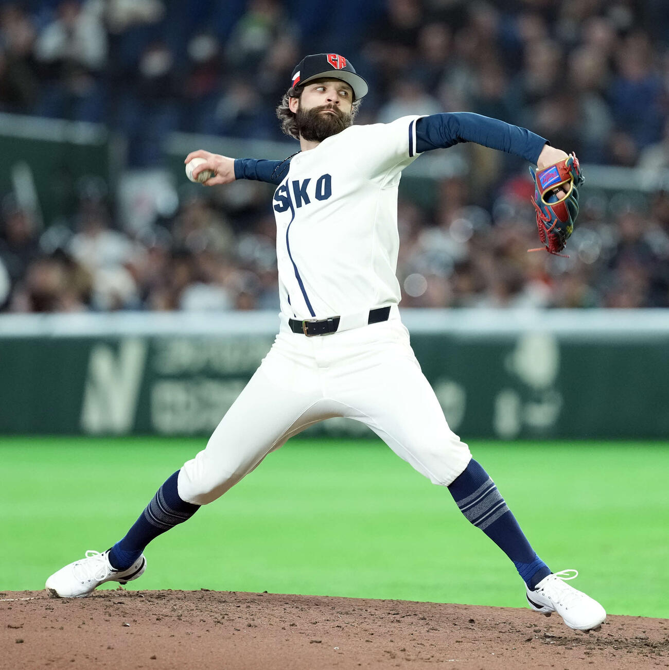 チェコ対オーストラリア　4回途中からマウンドに上がったチェコのサトリア（撮影・たえ見朱実）