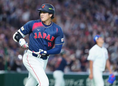 WBC】4億6500万円の大谷翔平激レアカード 国内で初展示 - WBC2026写真