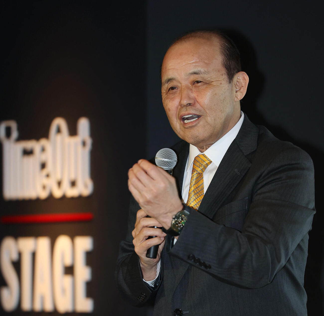 トークイベントに登場した岡田彰布氏（撮影・前田充）