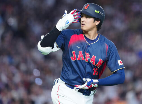 大谷翔平が本塁打を打った際に実際に踏んだ「26年WBC準々決勝実使用3塁ベース」 WBC】“大谷様”降臨で日本がコールド発進 大谷翔平の先制満弾などで