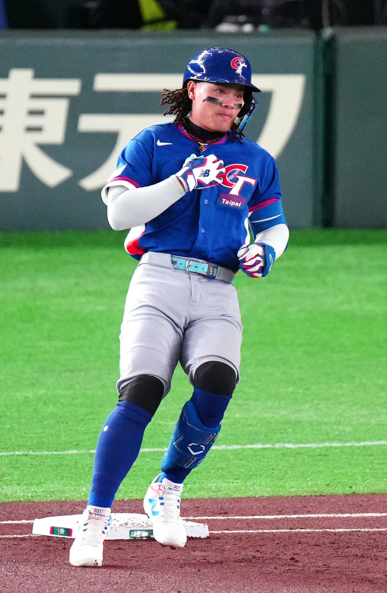 チェコ対台湾　1回表台湾1死三塁、適時打を放った張育成（撮影・江口和貴）