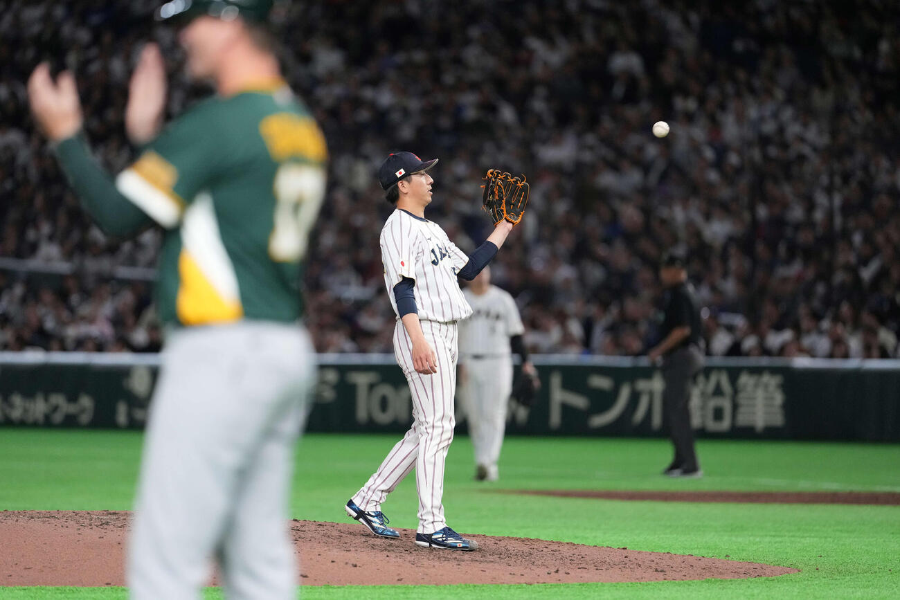 日本対オーストラリア　9回に本塁打を浴びる大勢（撮影・井上学）