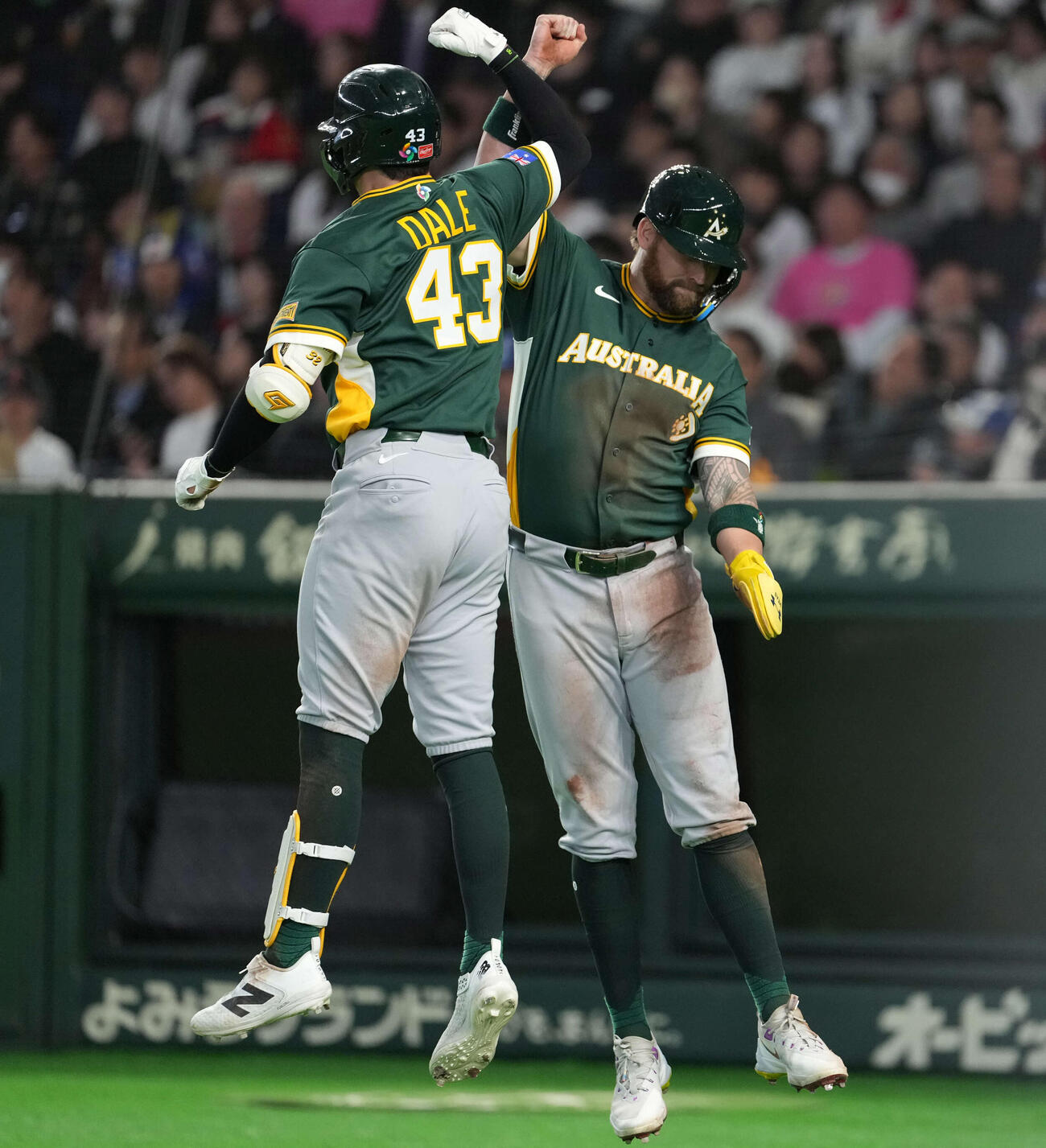 日本対オーストラリア　6回m先制したオーストラリア（撮影・井上学）