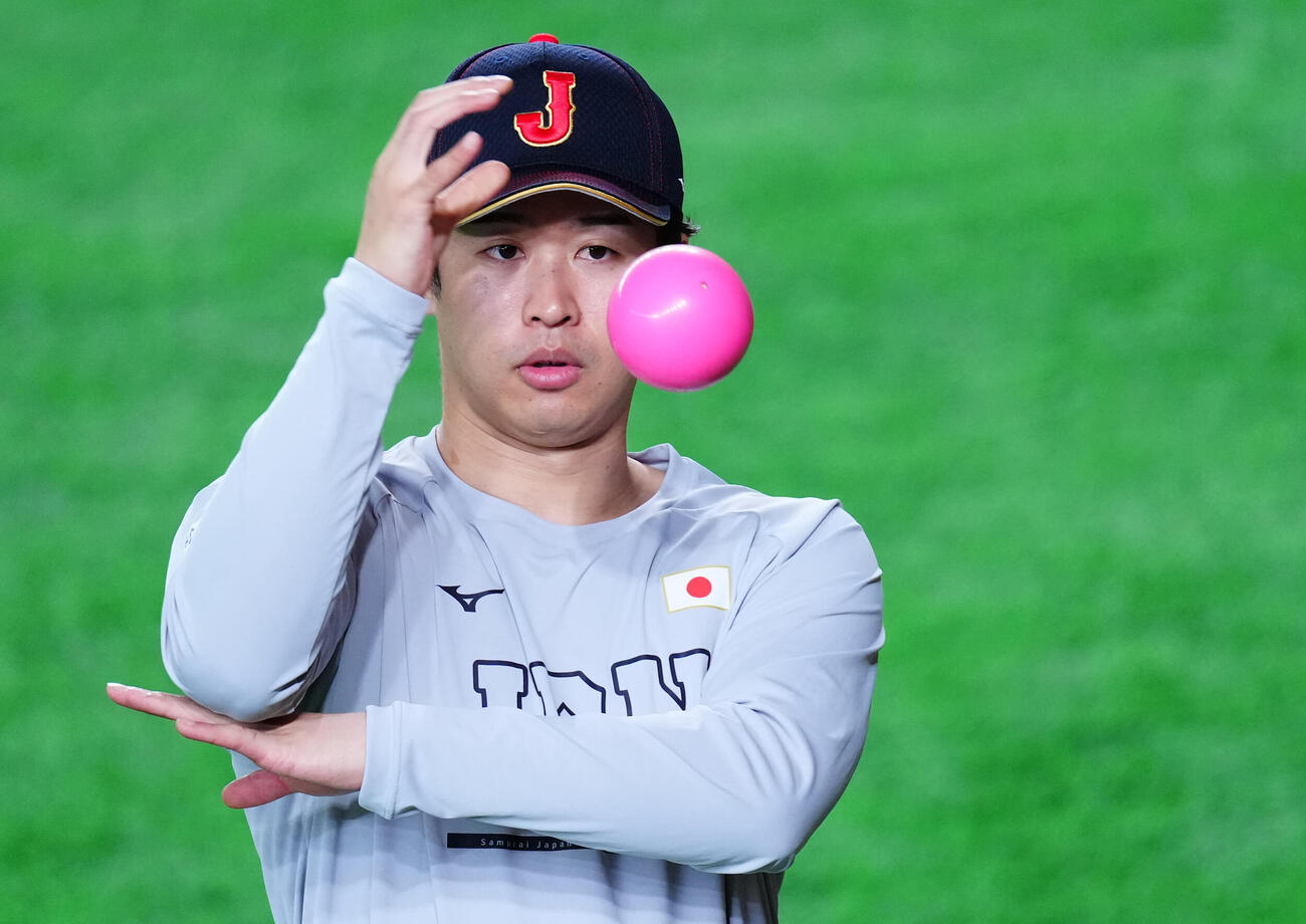 WBC公式練習　練習に臨む種市篤暉（2026年3月4日撮影）