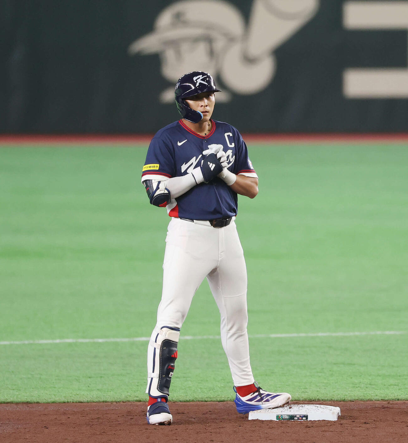 オーストラリア対韓国　3回表韓国無死二塁、中適時二塁打を放った李政厚（撮影・宮地輝）