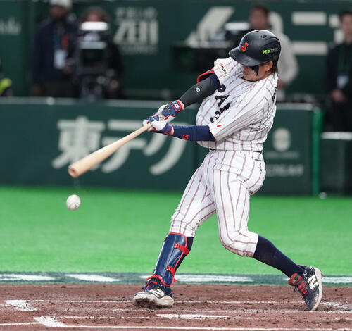 WBC】小園海斗が今大会初出場し第1打席で安打 6番・遊撃でスタメン
