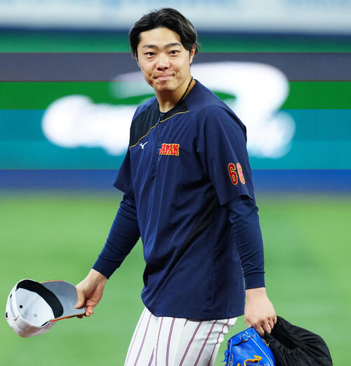 WBC】松本裕樹、チーム練習に参加 体調不良で別便マイアミ入りも仲間