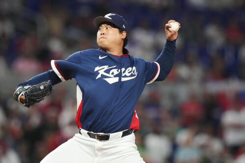 韓国先発の柳賢振（AP）