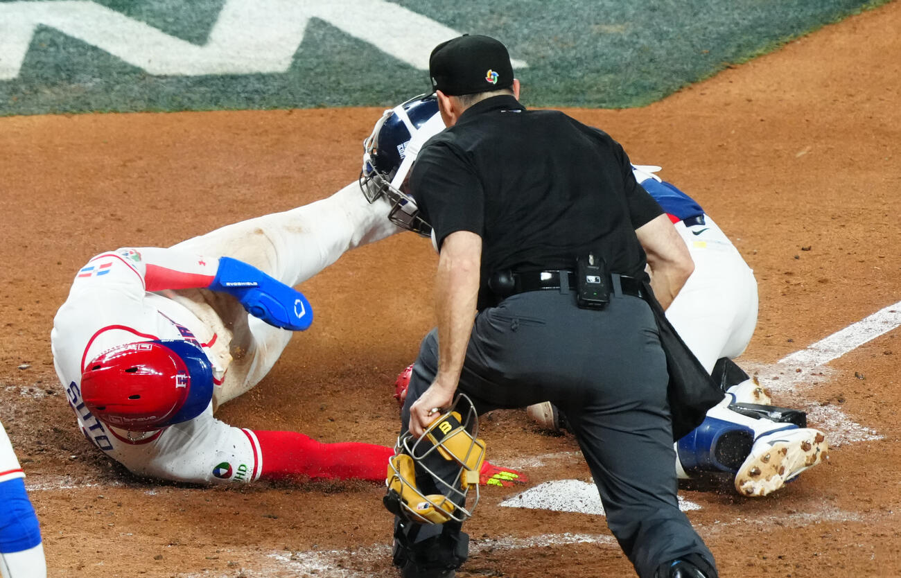 ドミニカ共和国対韓国　3回裏ドミニカ共和国無死一塁、ゲレロの適時二塁打で一気に生還するソト（撮影・垰建太）