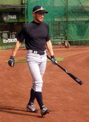4日ぶりにスカイマークスタジアムで自主トレしたイチロー