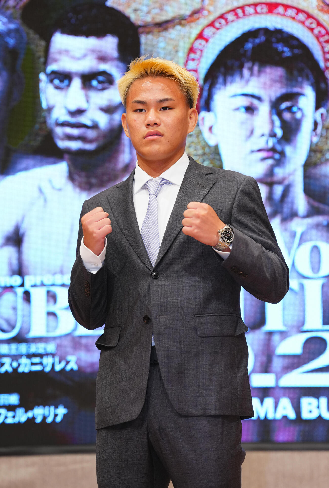 会見を終え写真に納まる藤木勇我（ 2026年7月28日撮影）