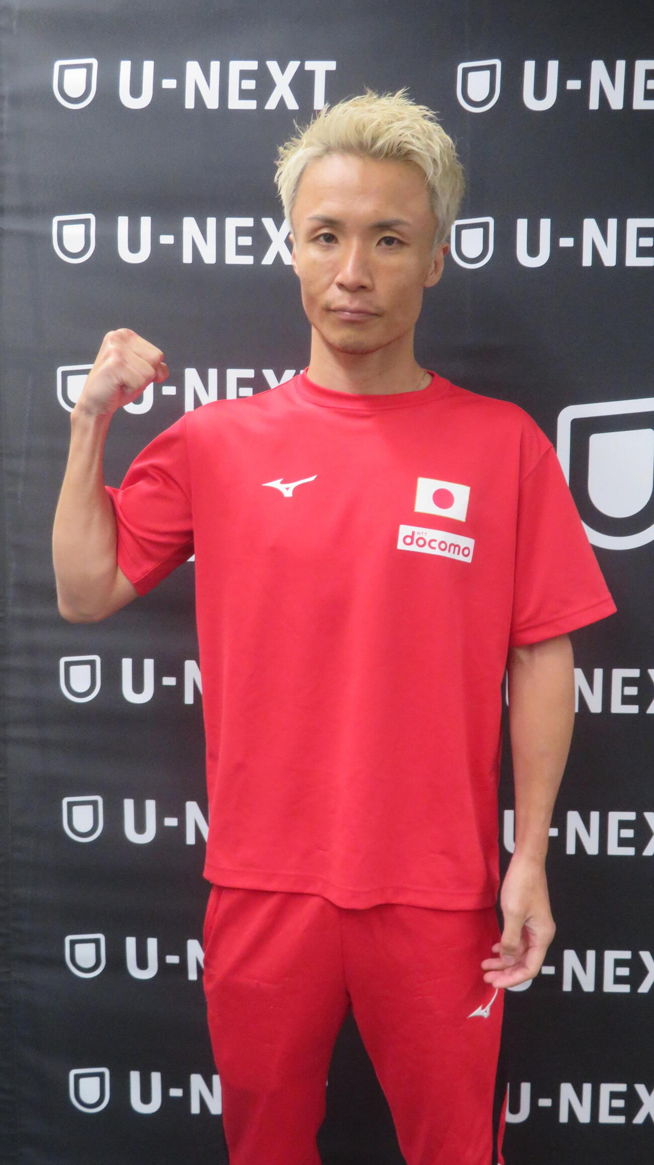 東日本ライト級新人王準々決勝に備え、計量クリアした井上尚弥の幼なじみの元Jリーガー山口聖矢