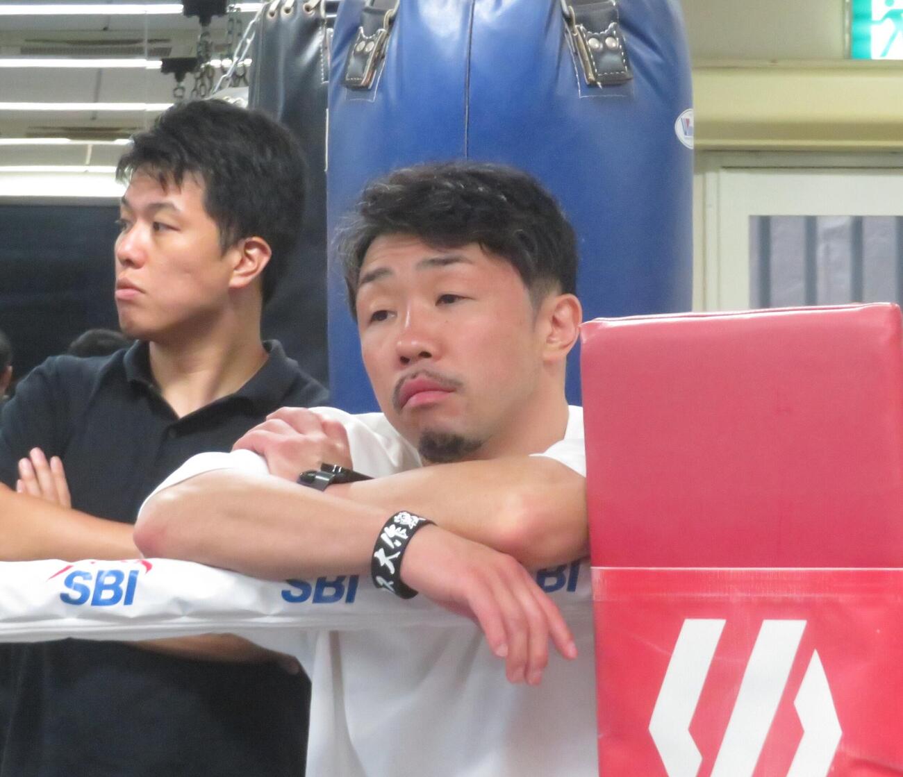 WBA世界ミニマム級3位ウィルフレド・メンデスの練習を公開した八重樫東トレーナー