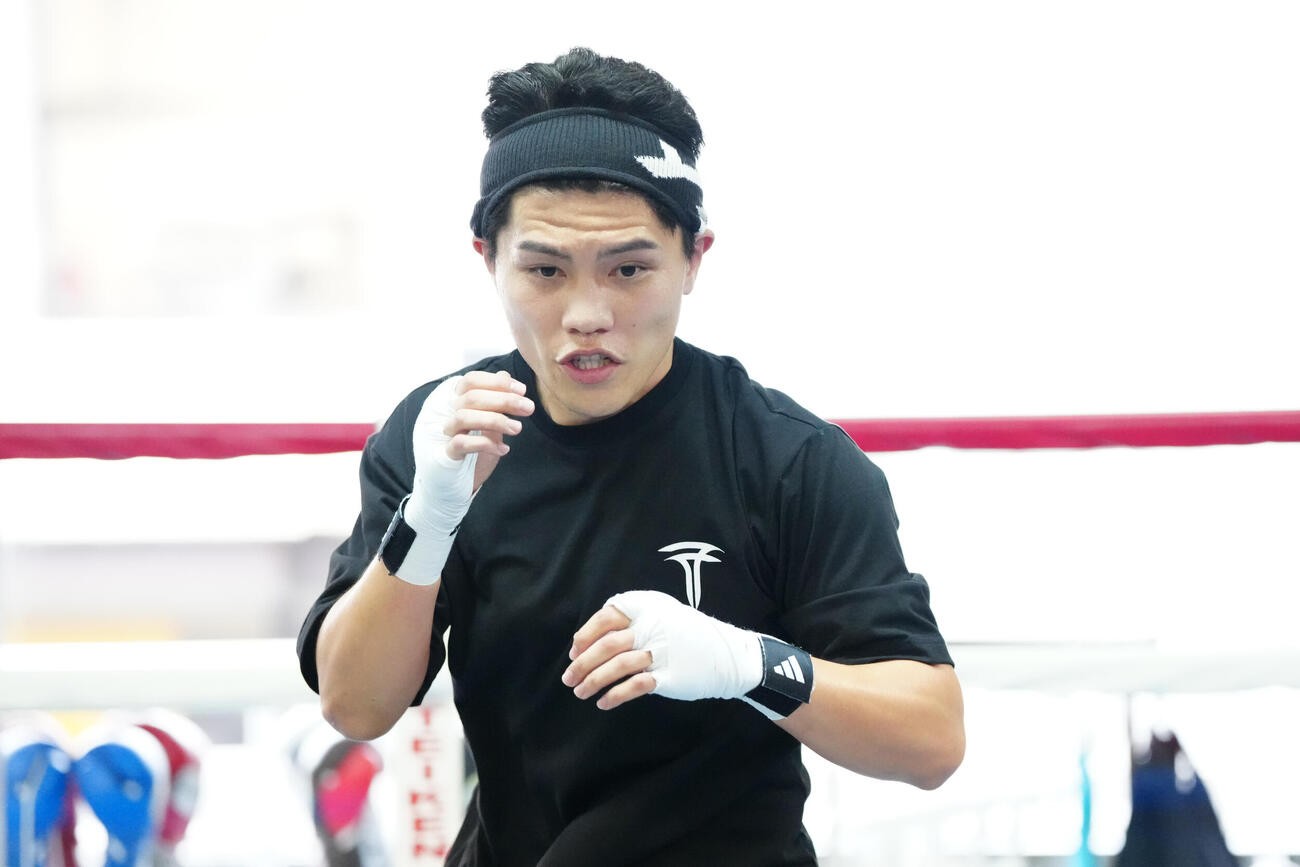 練習を公開する坪井智也（撮影・江口和貴）