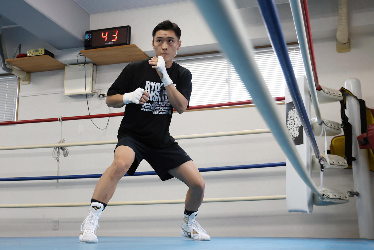 練習を公開する西田凌佑（撮影・前田充）