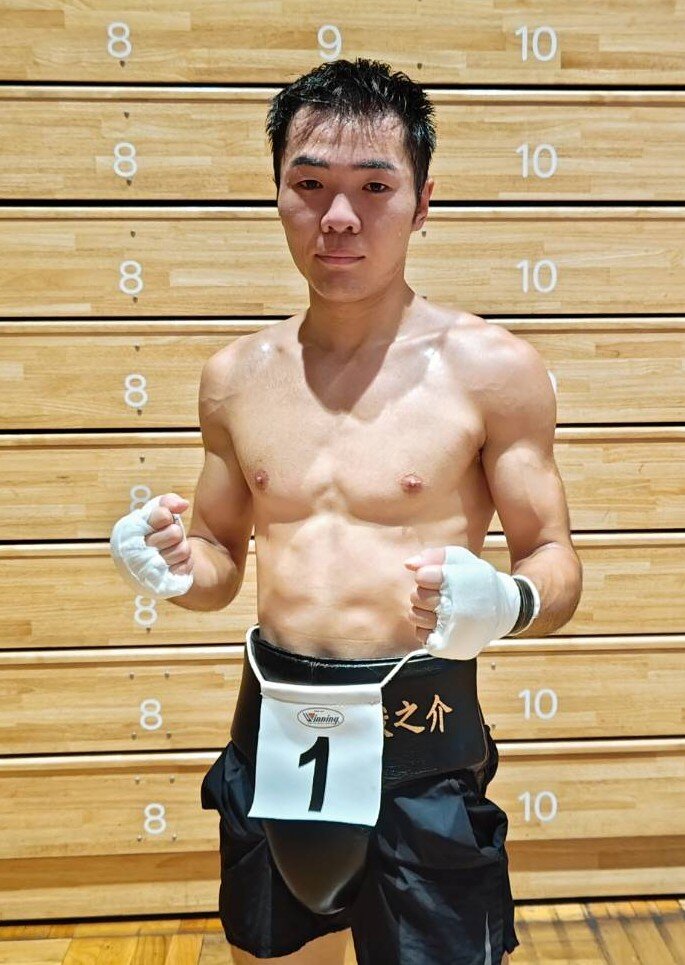 東京・後楽園ホールでプロテストを受験したアマ4冠の平塚駿之介（大橋ジム提供）