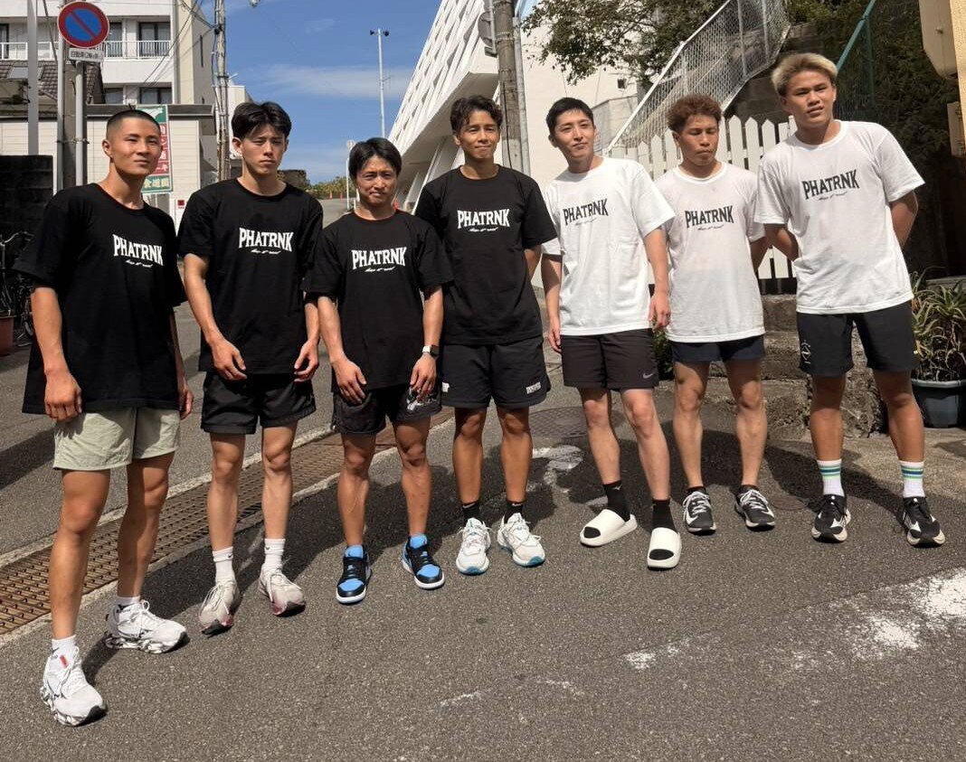 11月26日に初防衛戦を控えるWBA世界ミニマム級王者石井武志ら大橋ジム勢が和歌山・白浜町で強化合宿（大橋ジム提供）