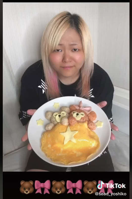 ダッフィーのオムライスなど出来上がった料理は美しい（本人のTikTokから）