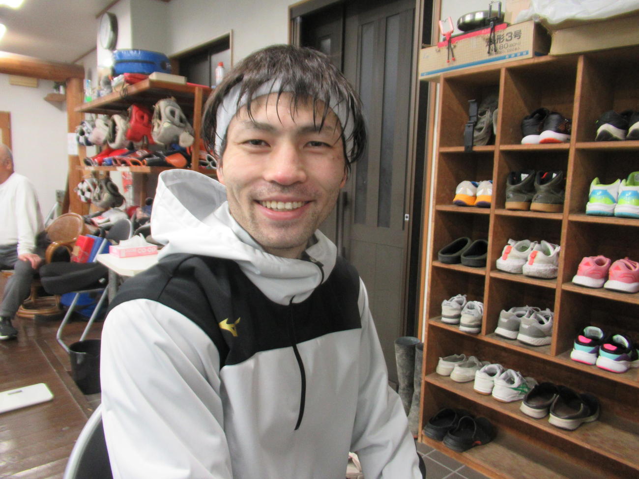練習後に満面の笑みを浮かべるユーリ阿久井（撮影・実藤健一）