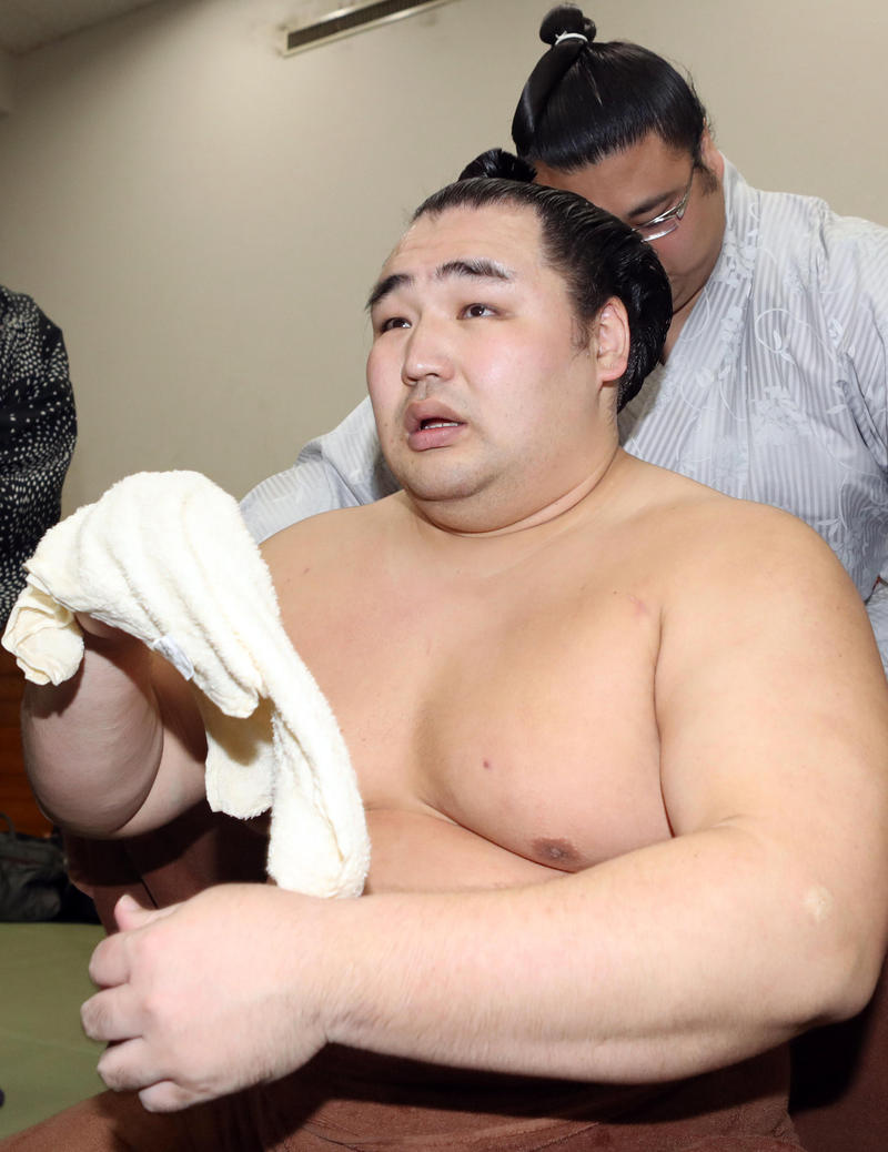 鶴竜、背水の陣だった初場所 師匠が語るV逸の原因 - 大相撲裏話