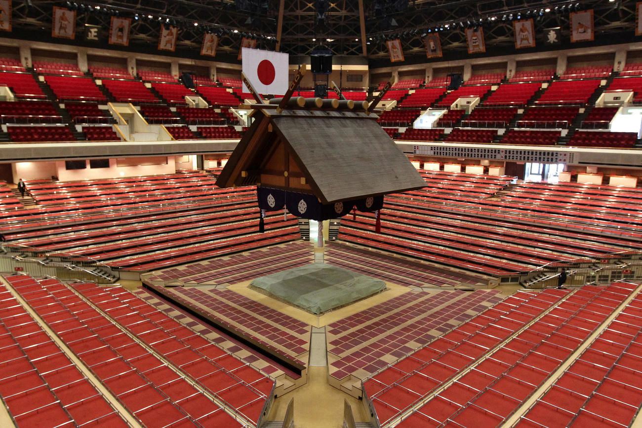 両国国技館の土俵