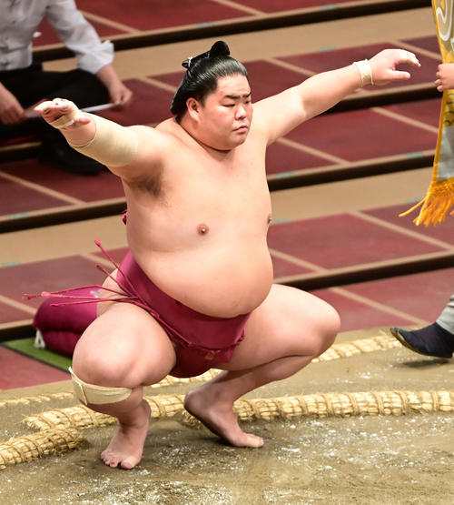 大栄翔